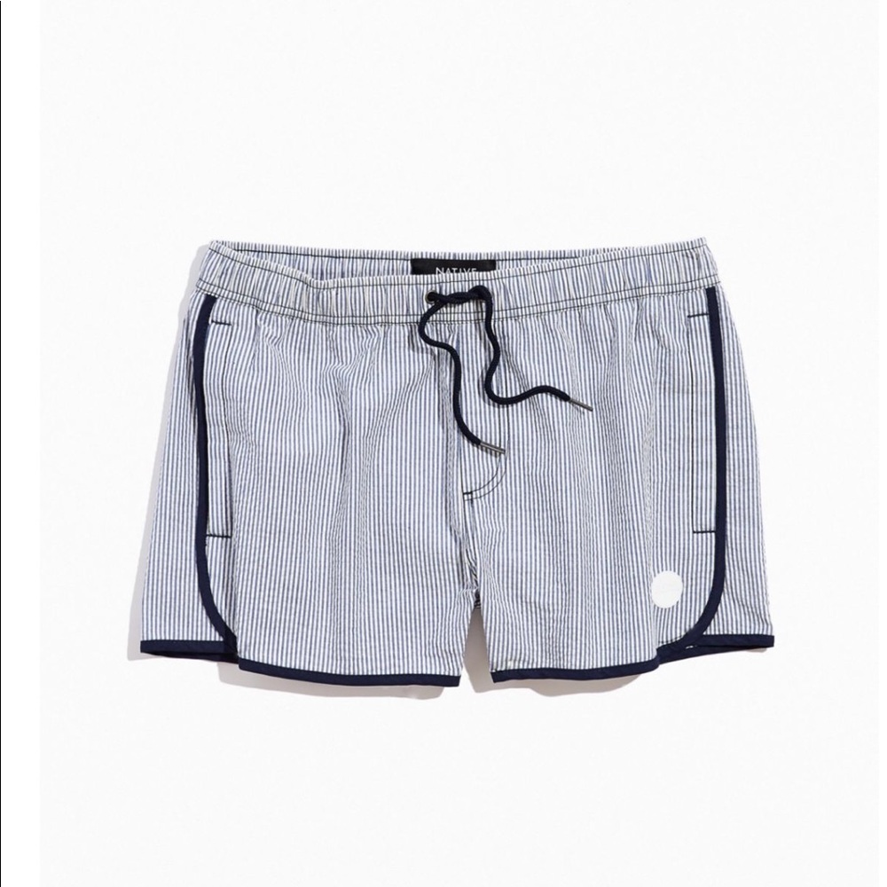 Men’s swim shorts